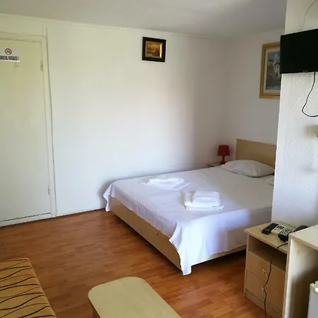 Dona Mamaia
